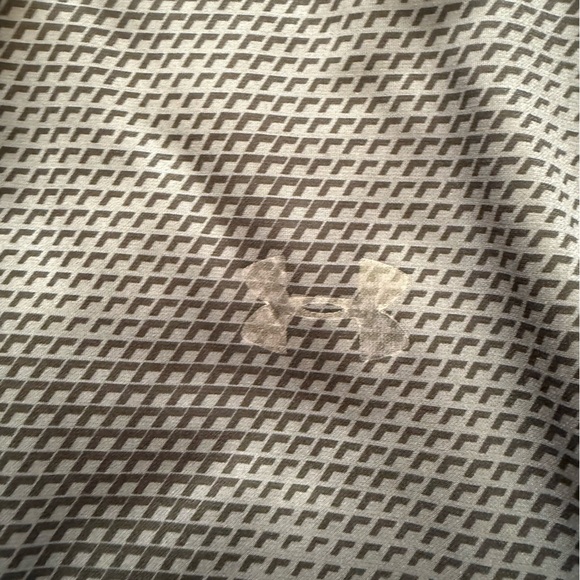 Under Armour Textured Gray Hoodie Size L - Picture 5 of 8